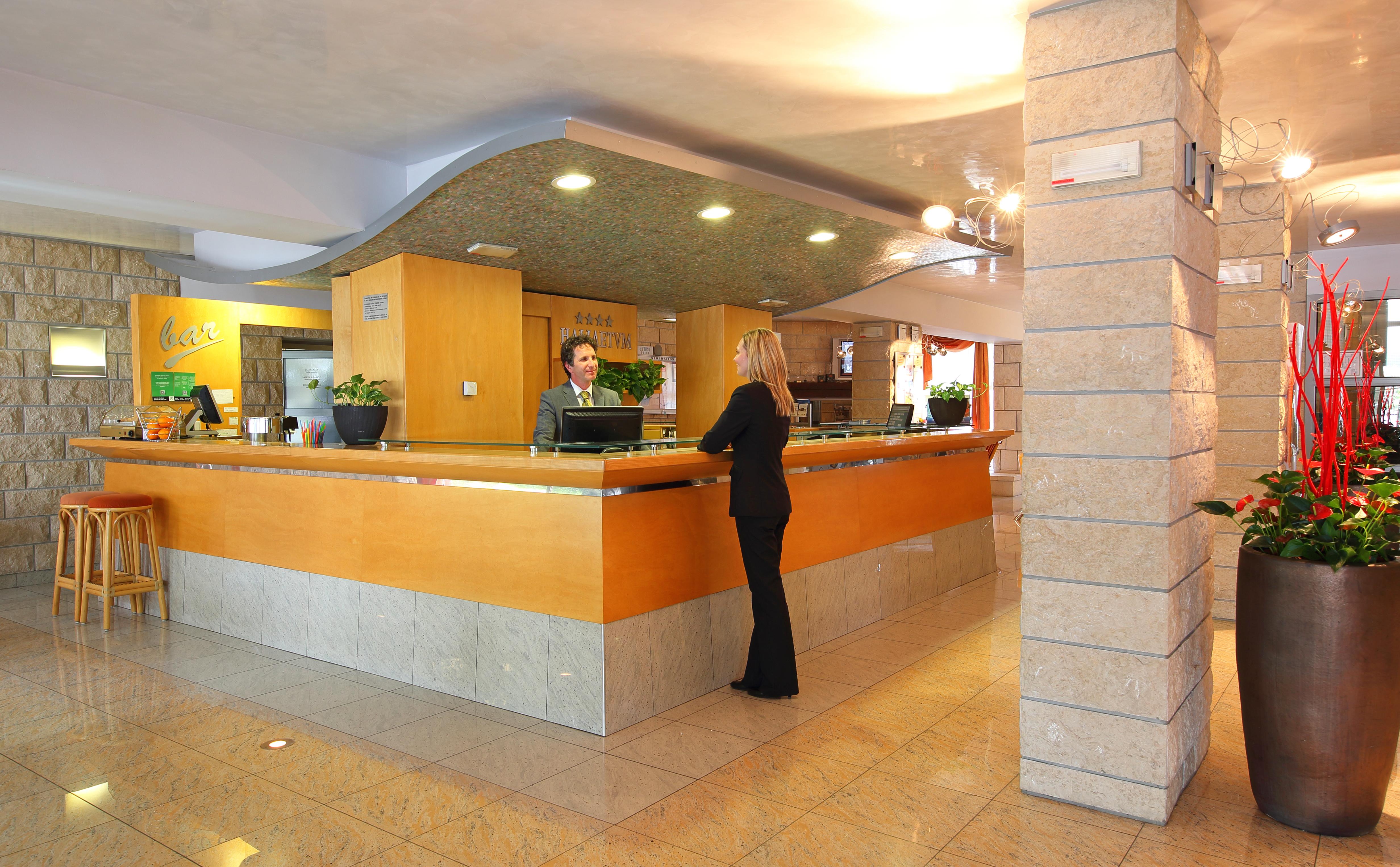 Dependences - San Simon Resort Izola Bagian luar foto