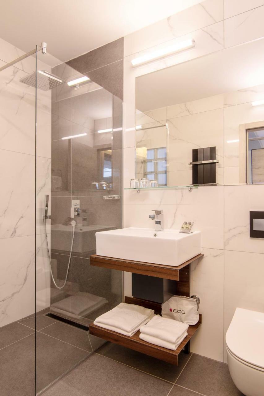 Dependences - San Simon Resort Izola Bagian luar foto