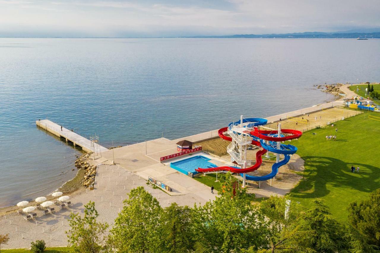 Dependences - San Simon Resort Izola Bagian luar foto